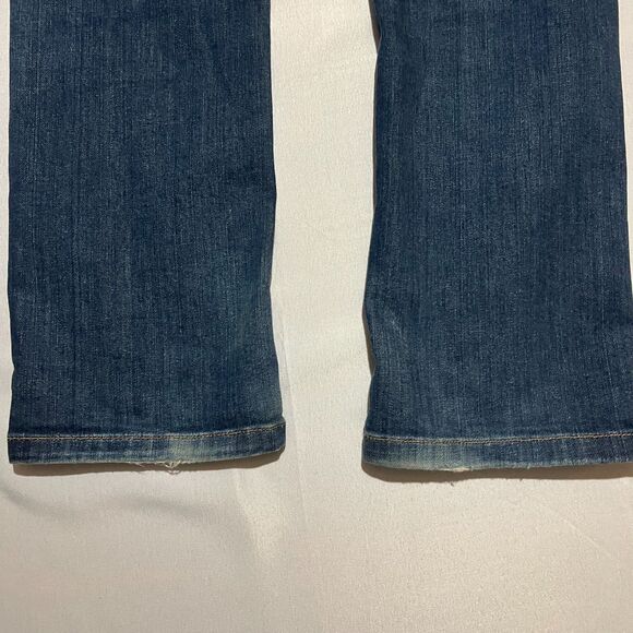 L.L.Bean Women's 10P Classic Fit True Shape High-Rise Straight Leg Jeans - Picture 11 of 12